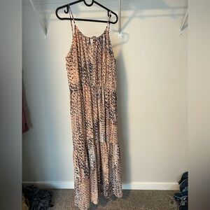 Chic Leopard Print Maxi Dress